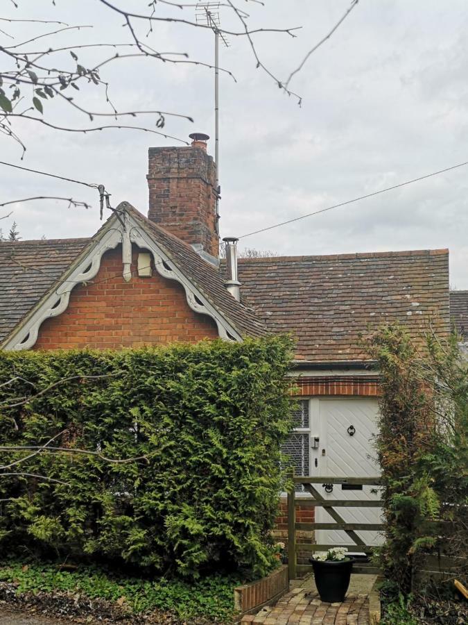 Easytoostay Paygate Cottage Brenchley Bagian luar foto